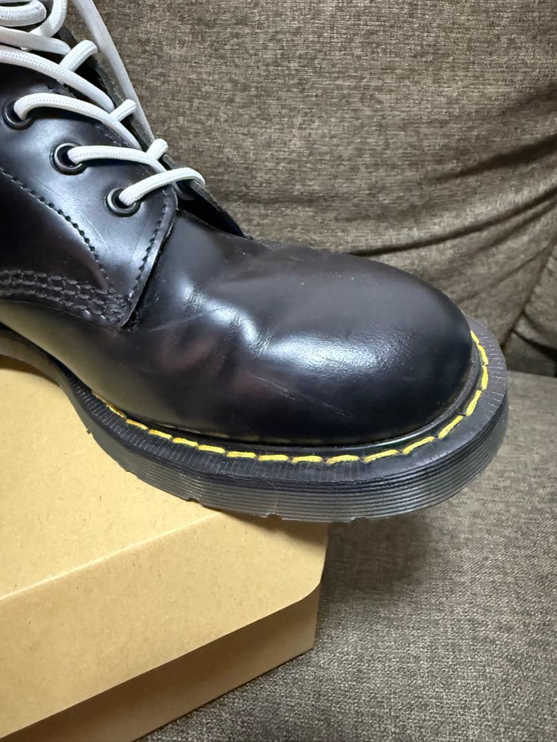ドクターマーチン　8ホール　GB 27.0