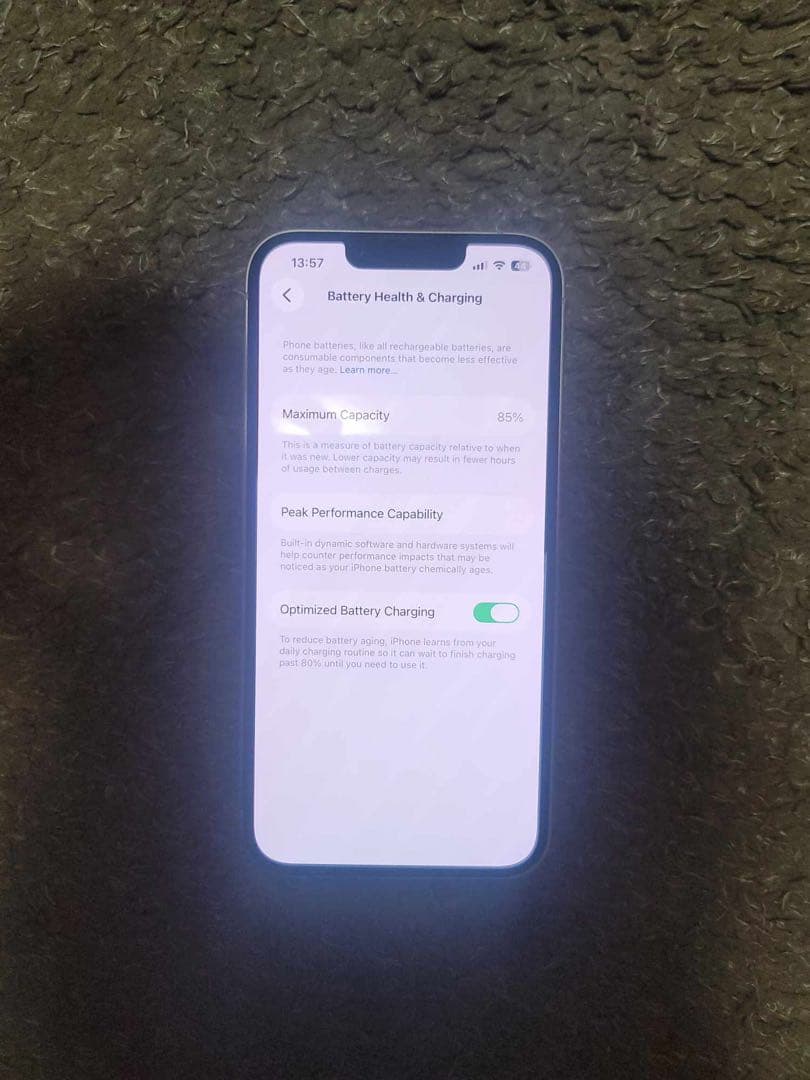 スマートフォン本体 iPhone 13