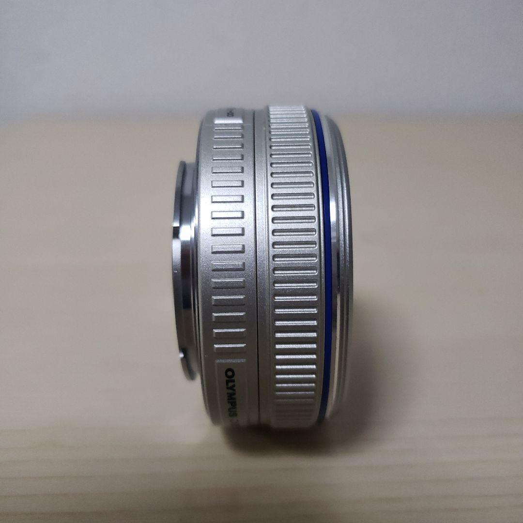 オリンパス M.ZUIKO 17mm F2.8 パンケーキレンズ