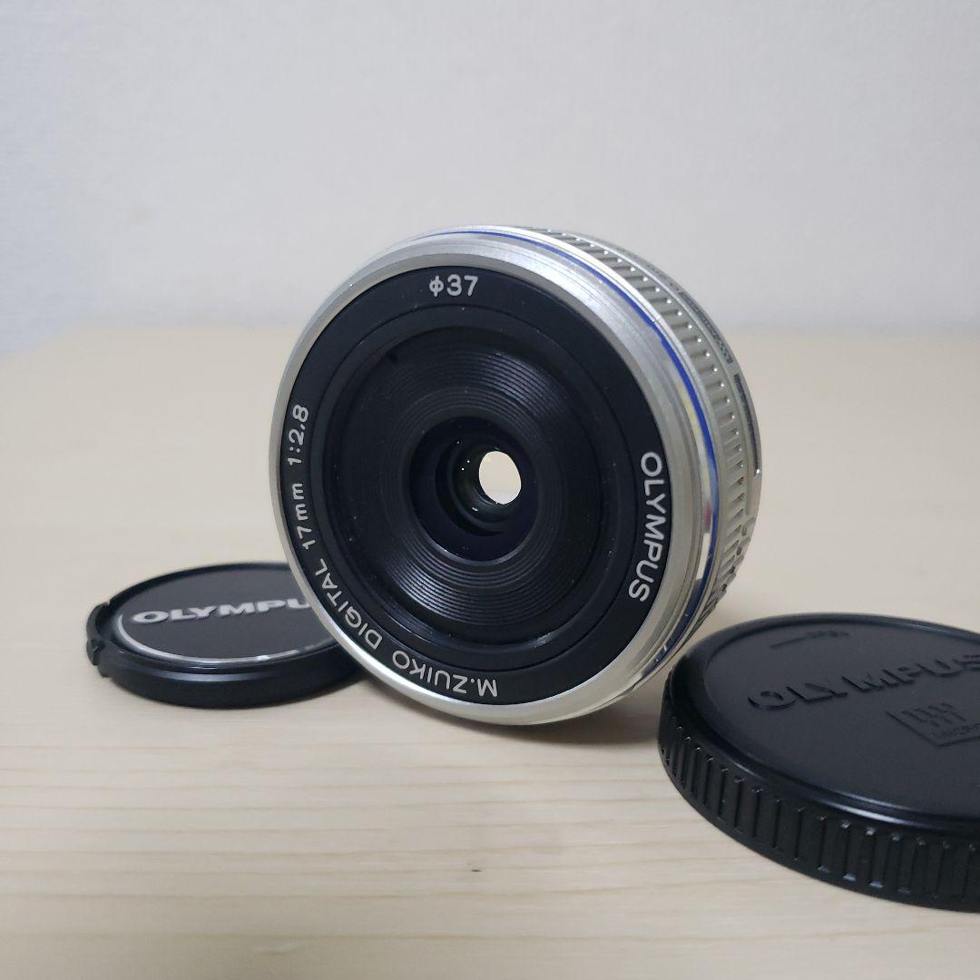 オリンパス M.ZUIKO 17mm F2.8 パンケーキレンズ