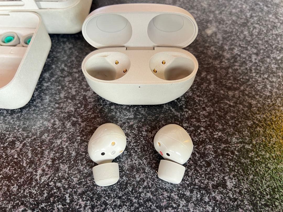 ソニー WF-1000XM5 プラチナシルバー 付属品完備 SONY