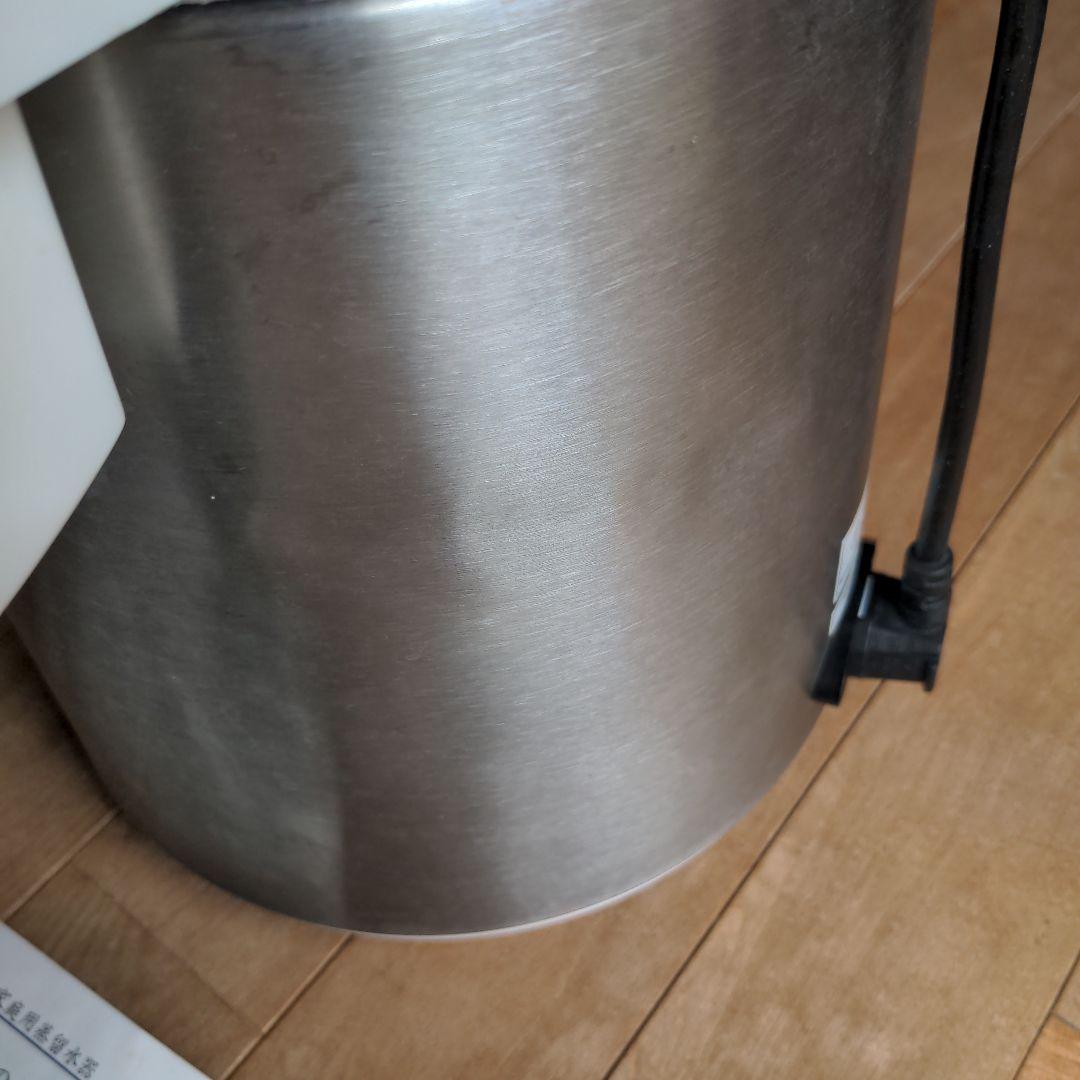 台湾メガホーム社製　家庭用蒸留水器(本体凹み有)