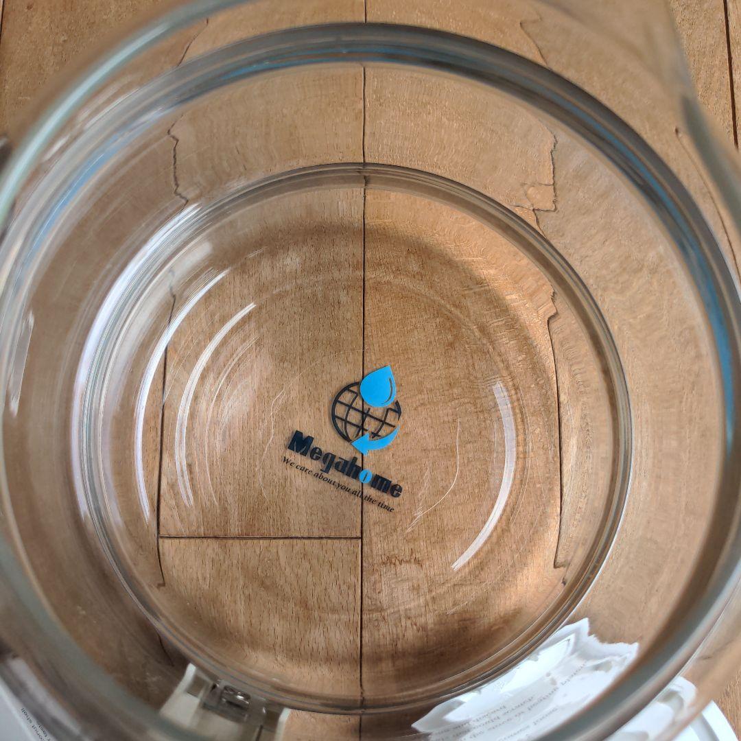 台湾メガホーム社製　家庭用蒸留水器(本体凹み有)