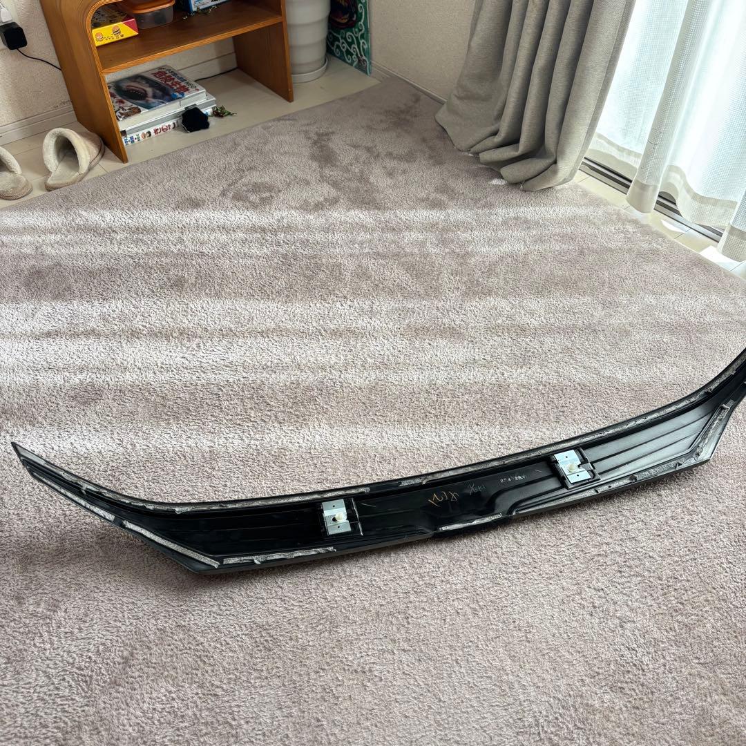 トヨタ ヴォクシー90フロントバンパーガーニッシュ ブラック