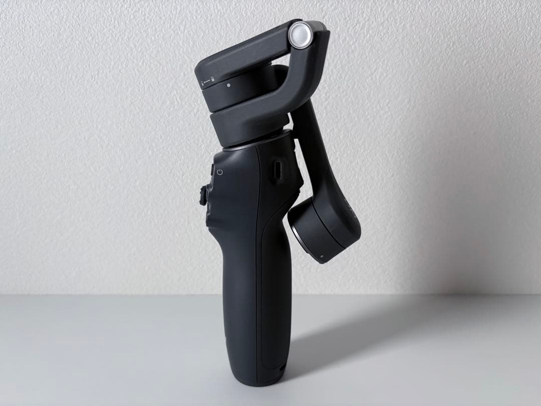 【極美品】DJI Osmo Mobile 6 ジンバル