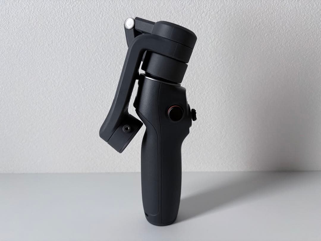【極美品】DJI Osmo Mobile 6 ジンバル