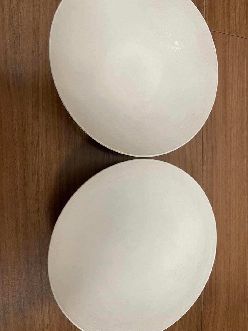 児玉修治さん　鉢、器、皿、カンヴァス