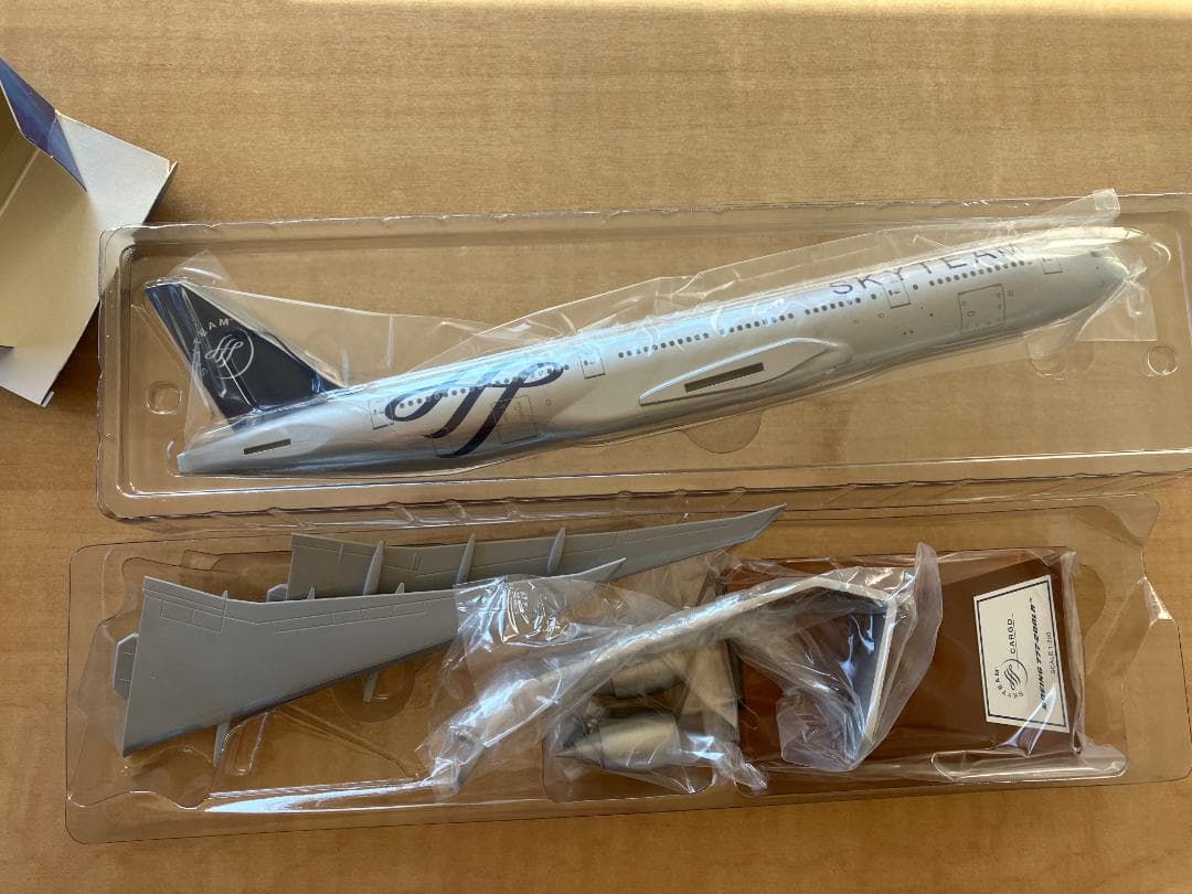 スカイチーム　飛行機模型　B777-200LR　1/200　　　　つ