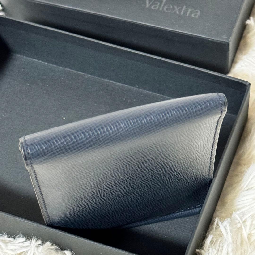 未使用級✨Valextra ヴァレクストラ　マネークリップ　三つ折り　ネイビー
