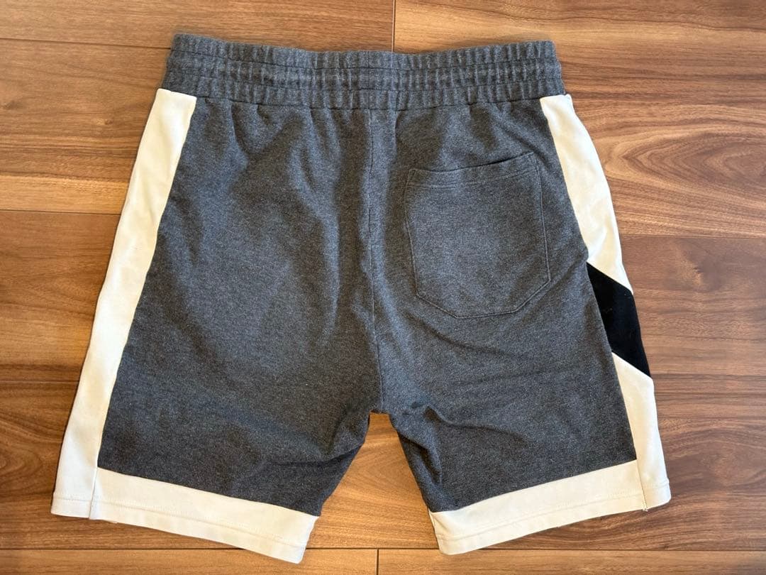 CRONOS グレー ホワイト ショートパンツ