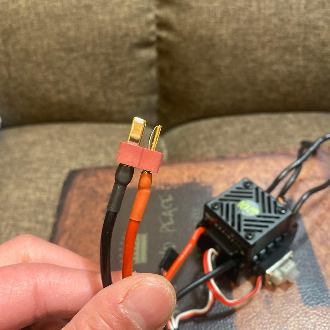 ほぼ未使用　京商ブラシレス　TORX10Eモーター・BRAINZ10v2アンプ