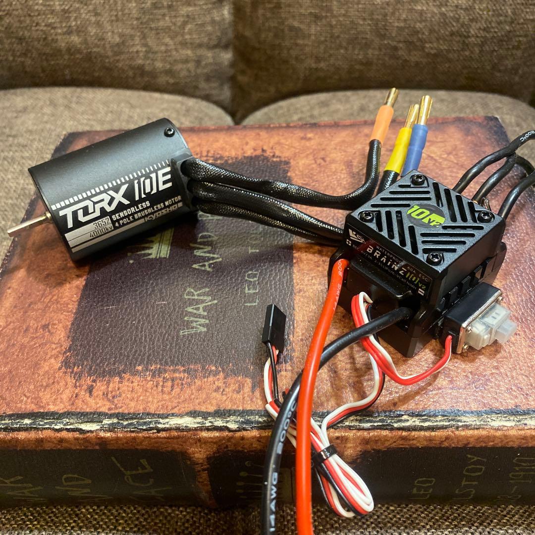 ほぼ未使用　京商ブラシレス　TORX10Eモーター・BRAINZ10v2アンプ