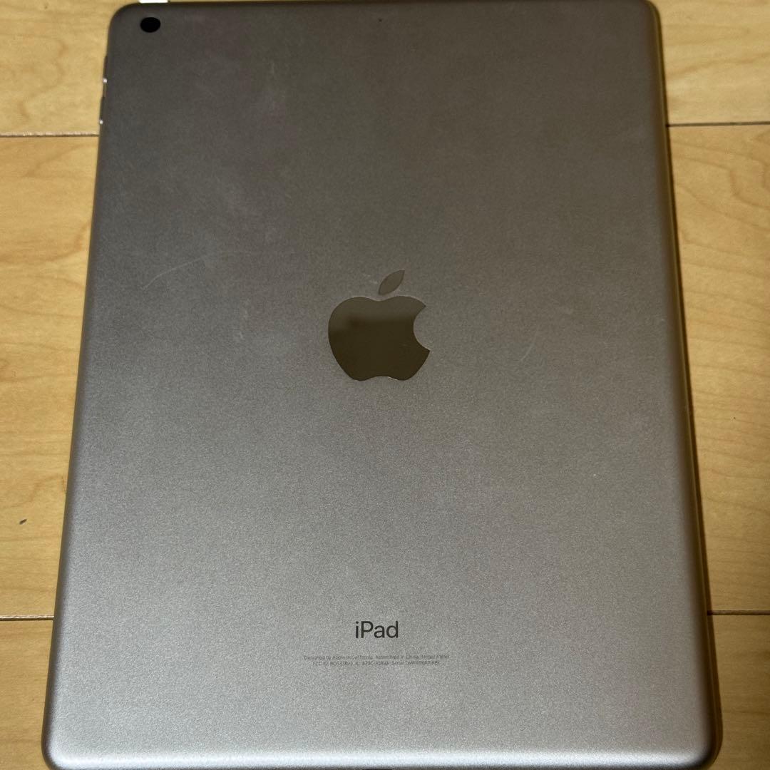 【美品】iPad(第6世代)Wi-Fi 32GB シルバー