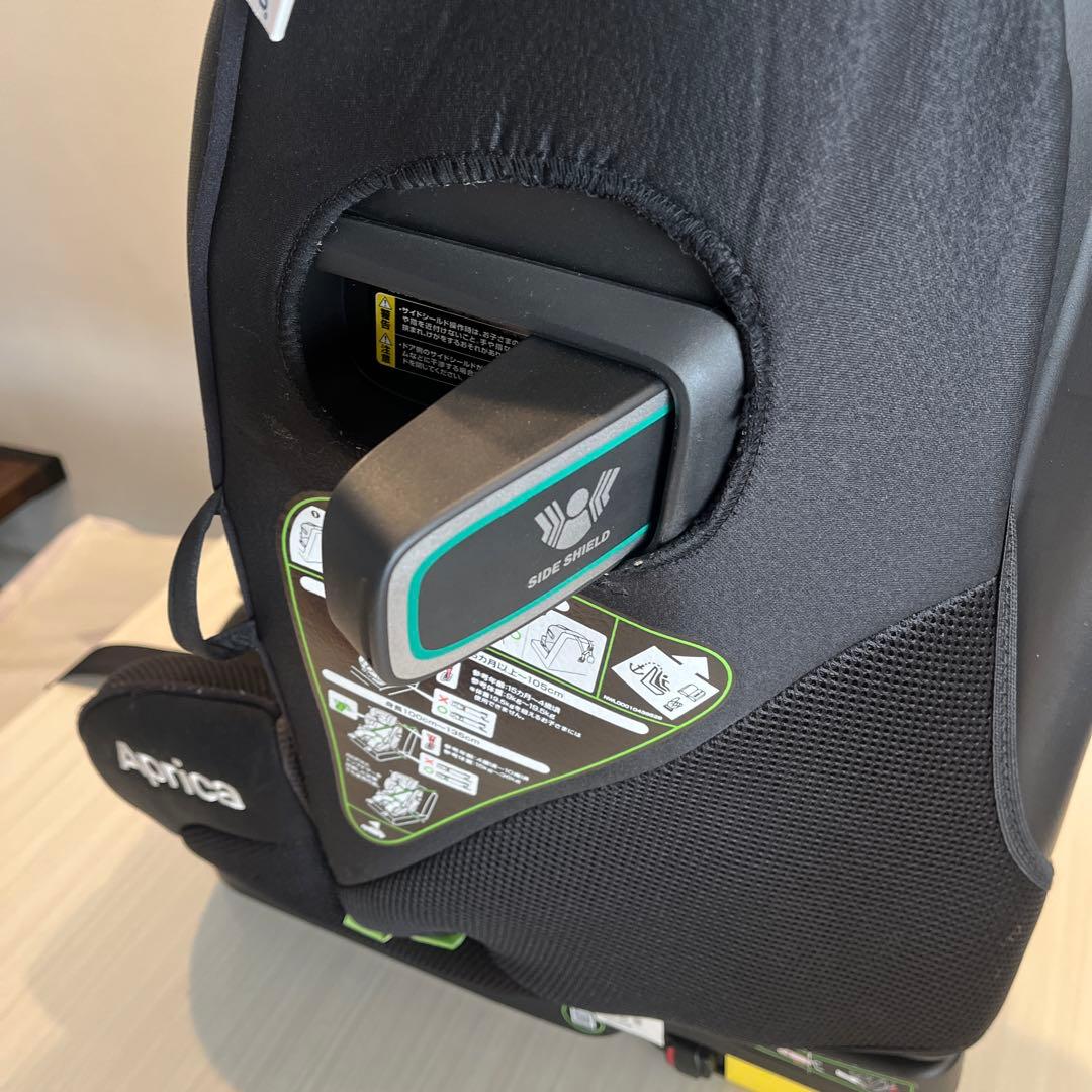 Aprica フォームフィットISOFIX360°セーフティー