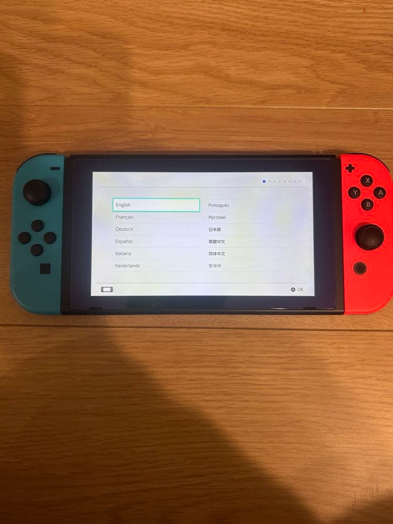 『美品』Nintendo Switch 本体　ネオンブルー・ネオンレッド