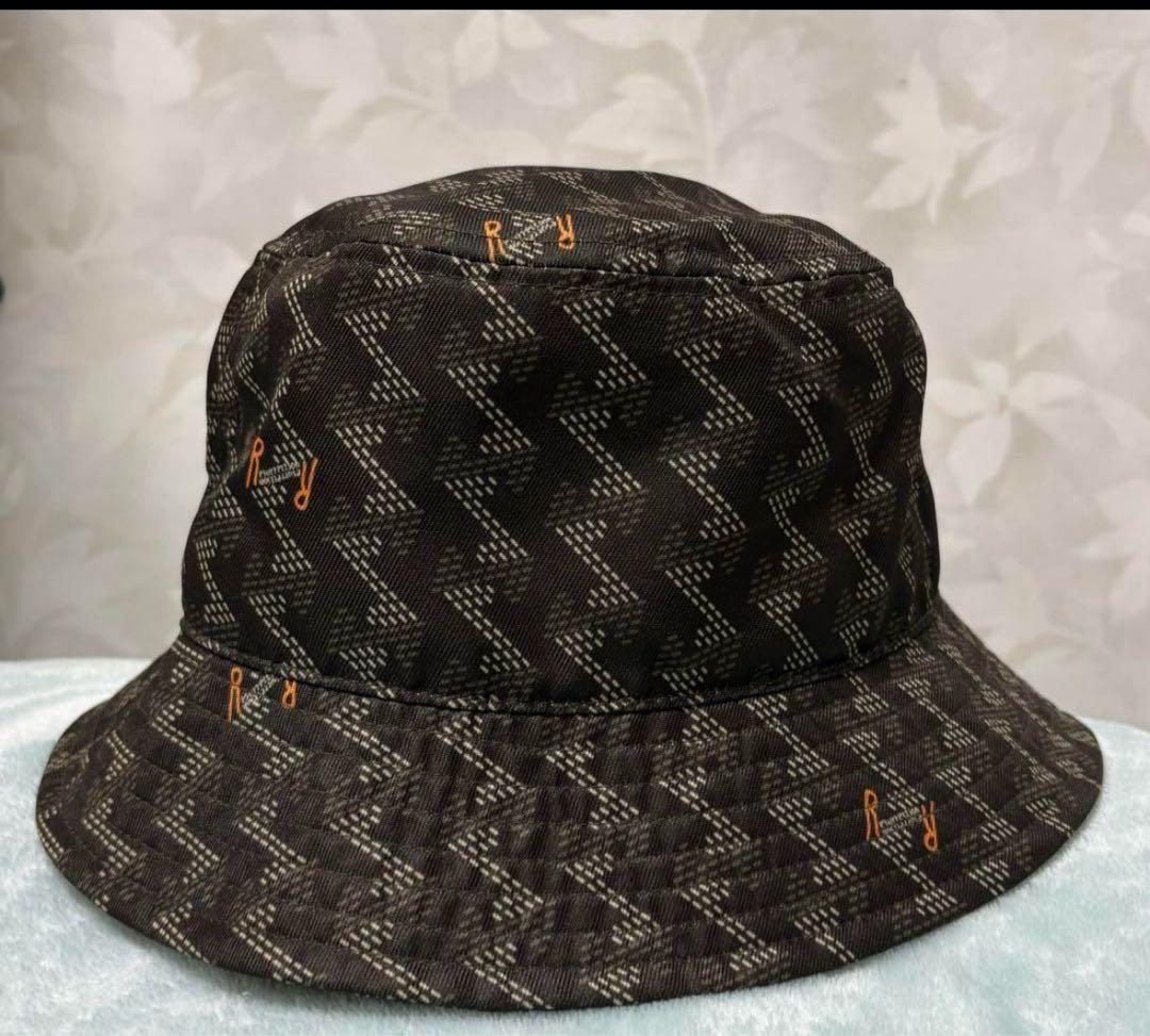 レザレクション　バケットハット