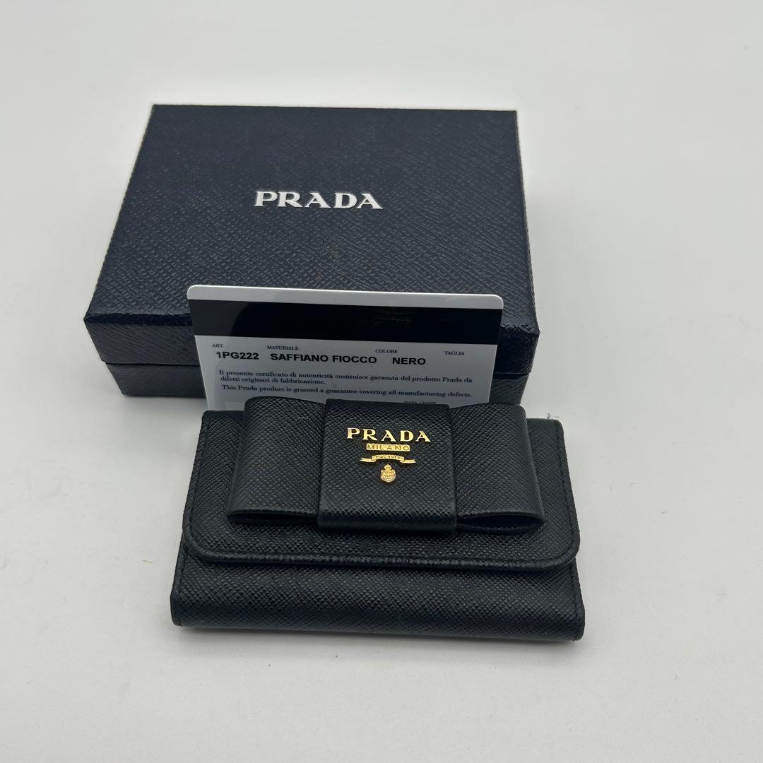 極美品　PRADA プラダ リボン　キーケース サフィアーノレザー NERO