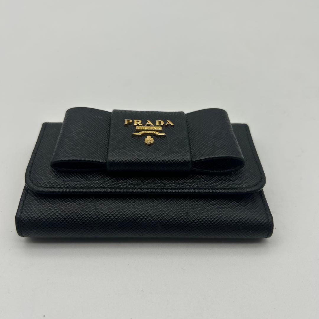 極美品　PRADA プラダ リボン　キーケース サフィアーノレザー NERO