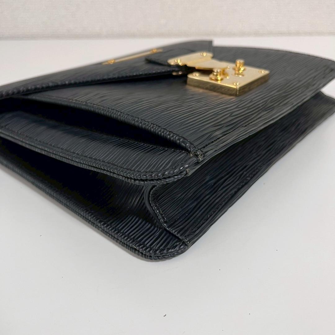 Yves Saint Laurent イヴサンローラン クラッチ　Vintage