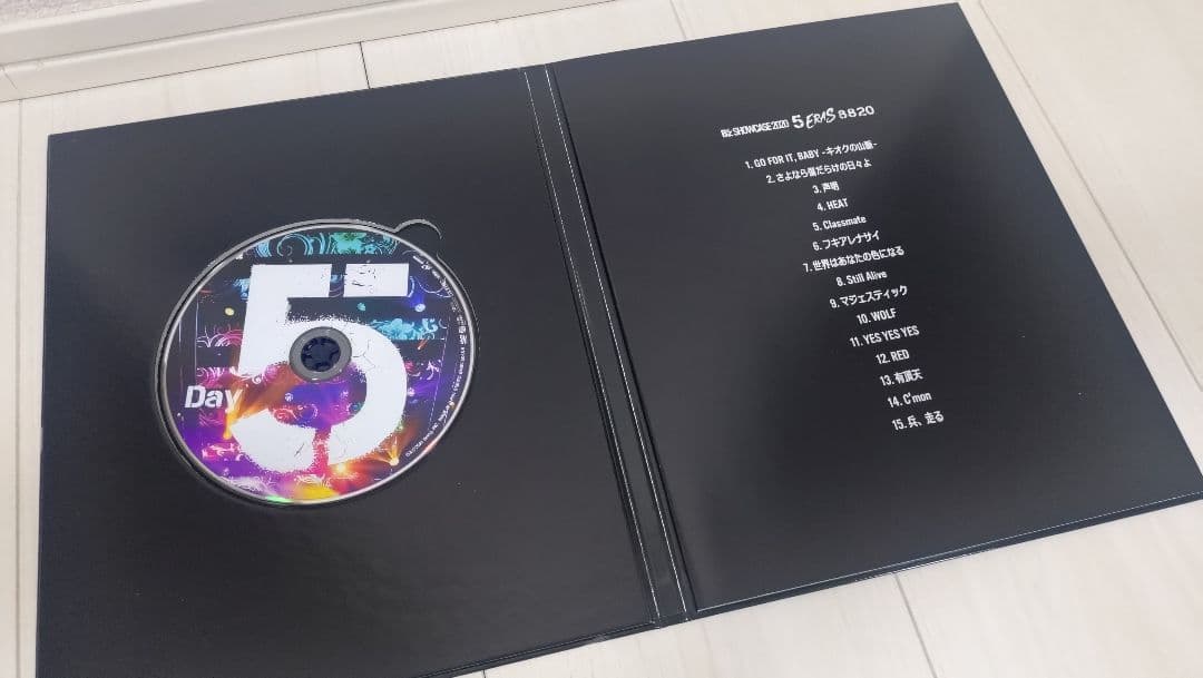 B'z SHOWCASE 2020 5 ERAS 8820 DVDボックスセット