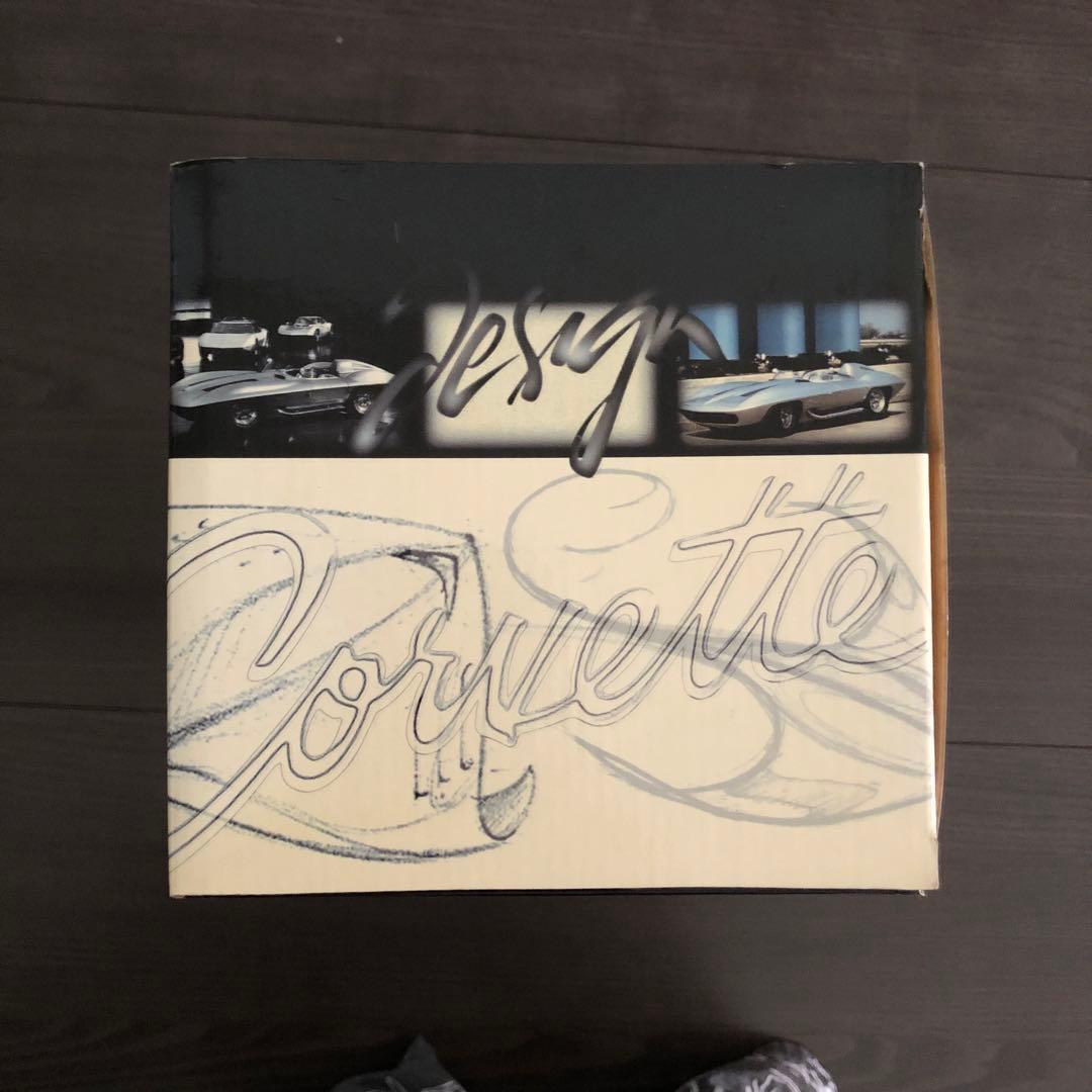 稀少美品　オートアート CORVETTE STINGRAY 1/18