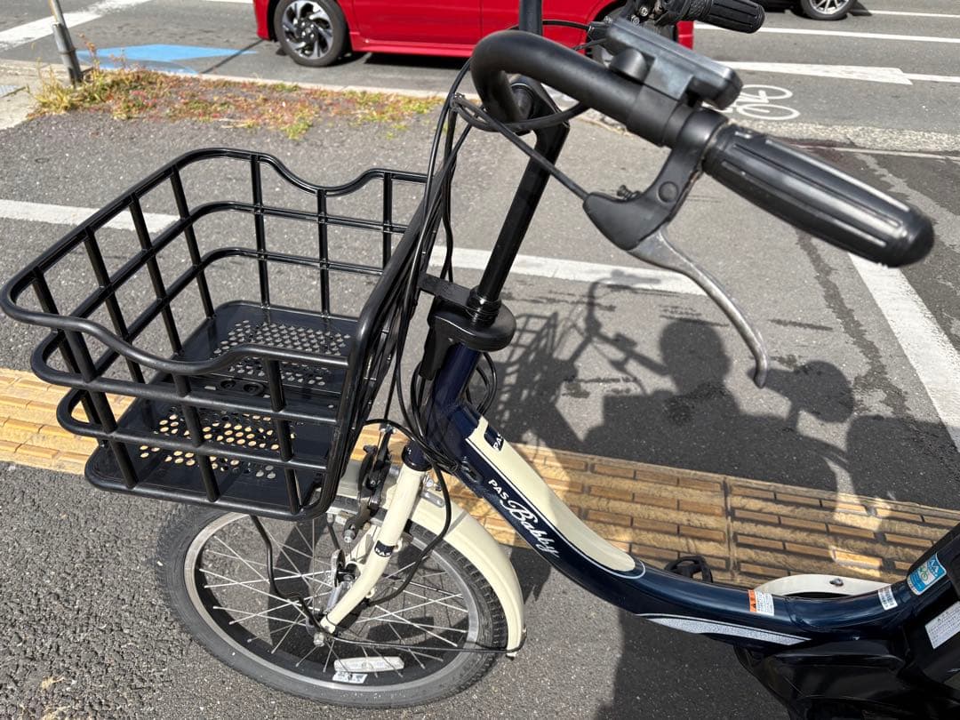 中古20㌅YAMAHA電動アシスト自転車　12.8Ah 大阪　008番