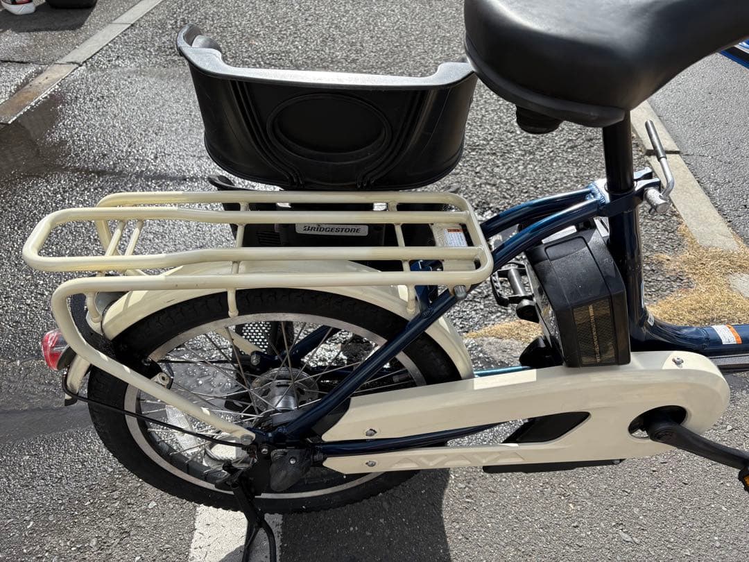 中古20㌅YAMAHA電動アシスト自転車　12.8Ah 大阪　008番