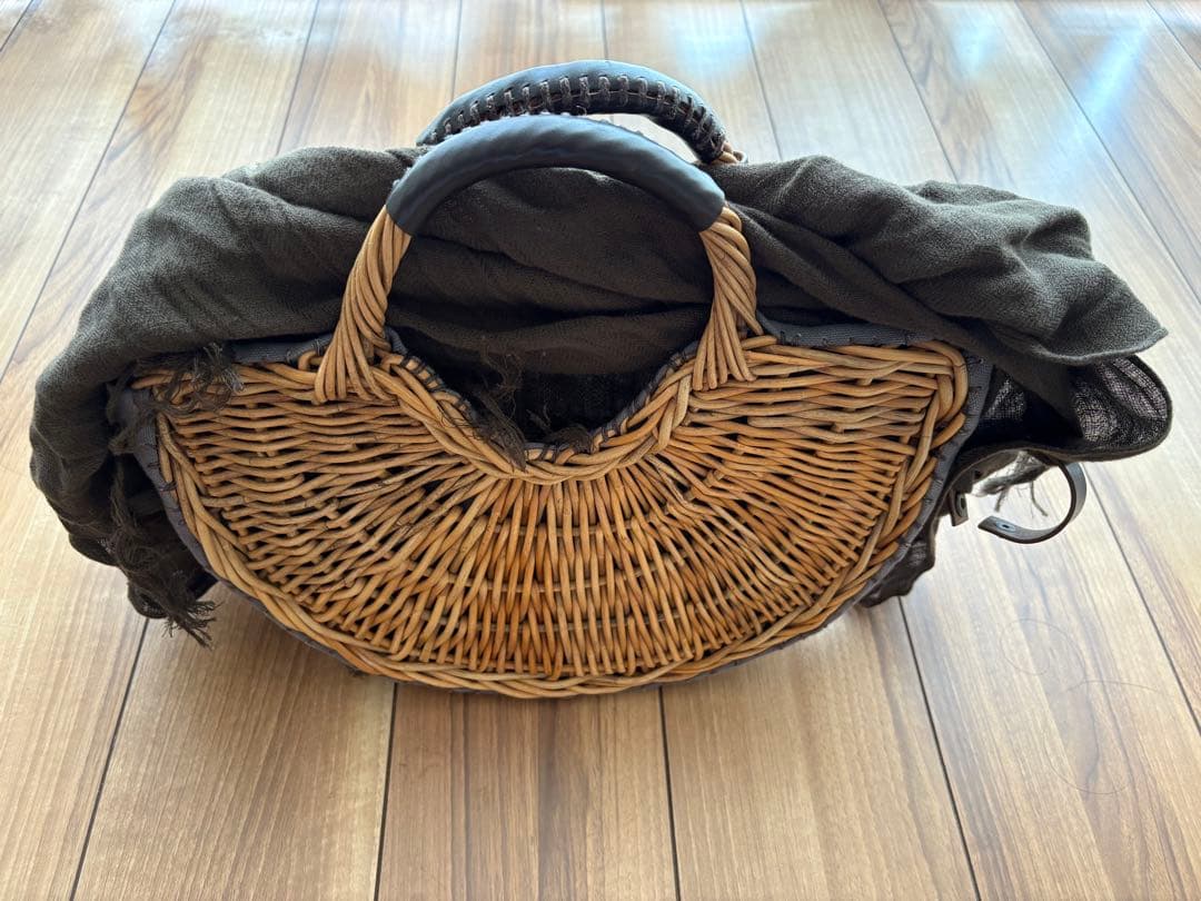 ebagos エバゴス キャンバス扇トート（半月かご）ストール付　BLACK 黒