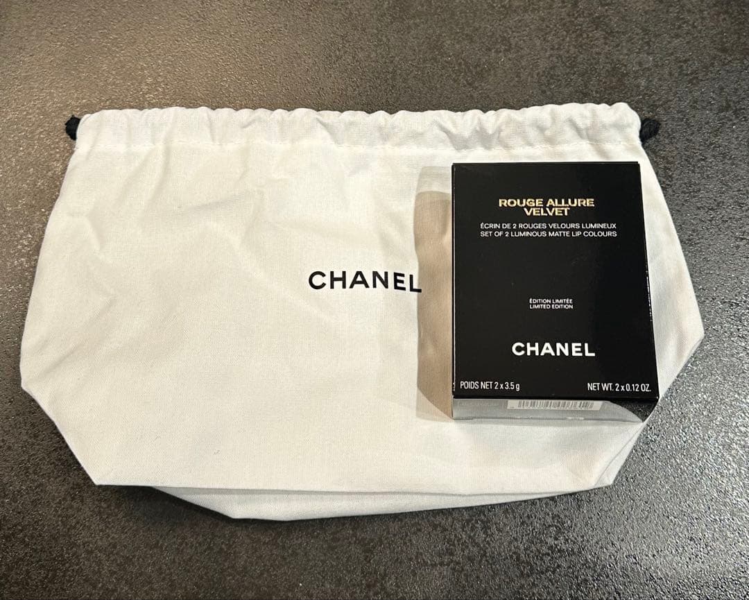 CHANEL ルージュアリュールヴェルヴェットレペルルセットオブ2ポーチ付き