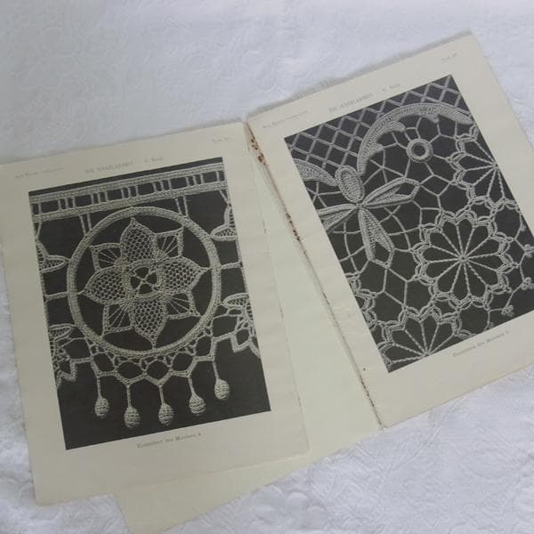 入手困難！2冊セット！D・M・C 刺繍 DMC レース クロシェ デザイン集