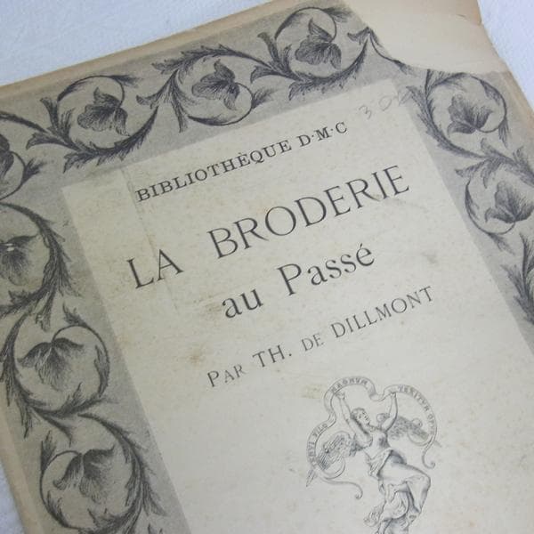 入手困難！2冊セット！D・M・C 刺繍 DMC レース クロシェ デザイン集