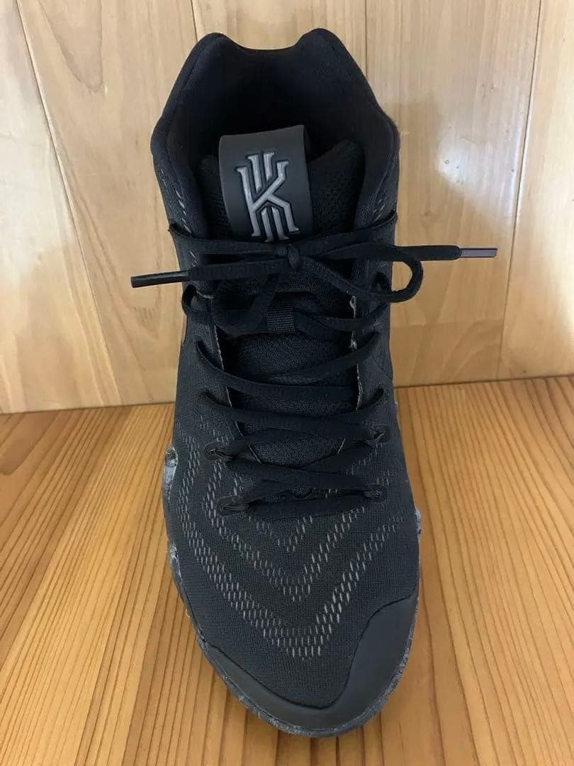 NIKE　KYRIE バスケットシューズ