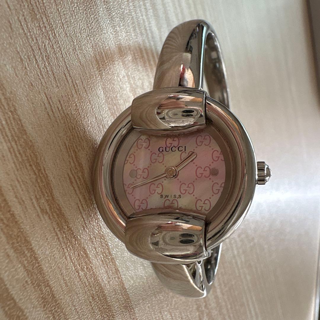 GUCCI 稼働　レディース　腕時計