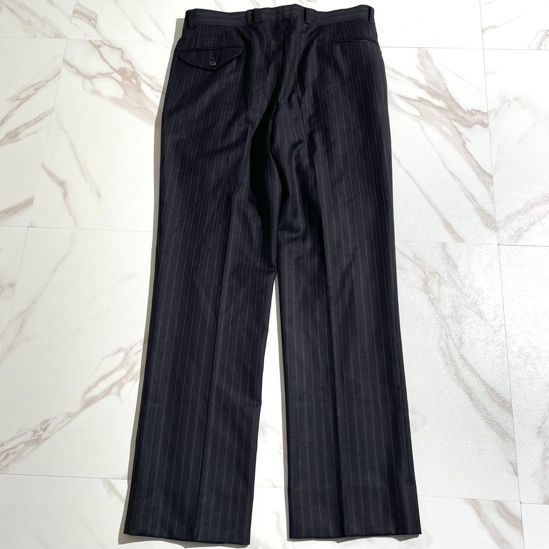 BurberryLondonダークグレー ストライプ ビジネススーツ