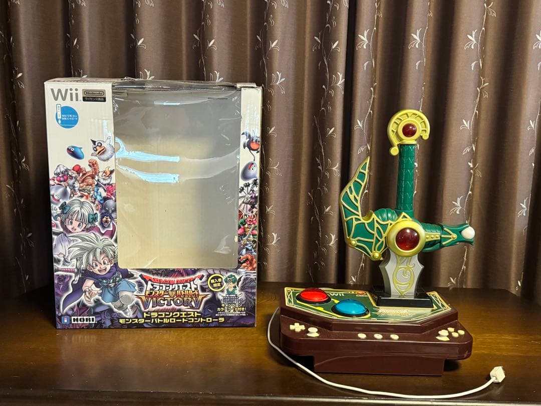 【中古品】DQMBV 専用コントローラー（箱付き）