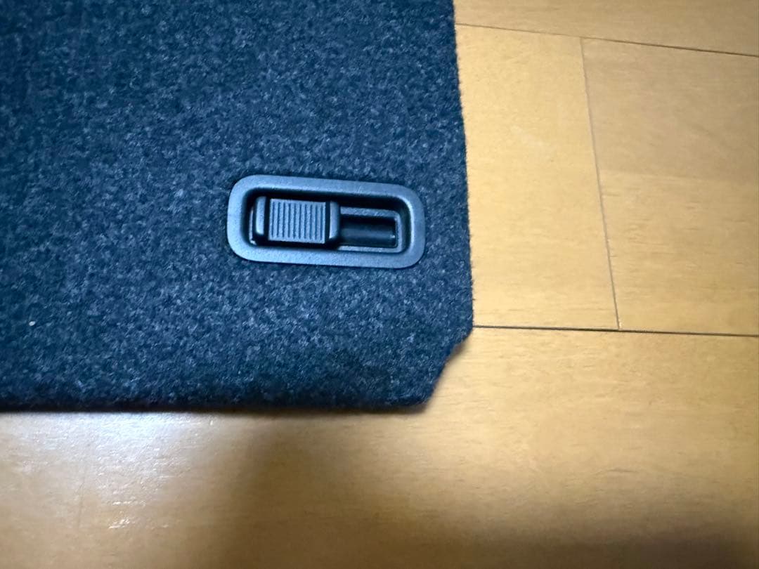 日産ノートE12 純正マルチラゲージボード