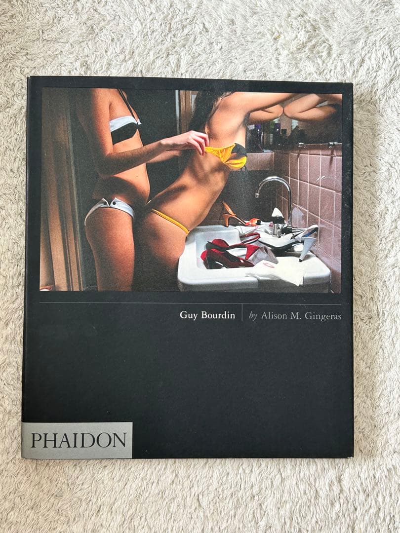 アート・デザイン・音楽 Guy Bourdin by Alison M. Gingeras