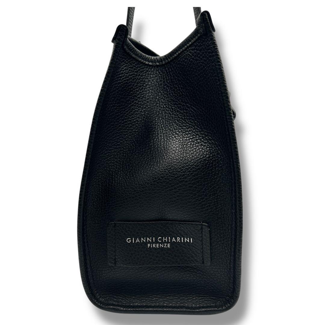 美品【GIANNI CHIARINI】マルチェッラ 本革 トートバッグ ポーチ付