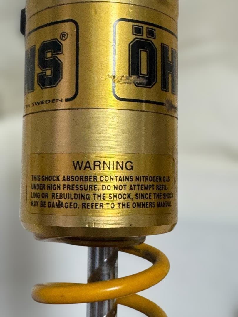 VMax 2WEオーリンズOHLINS YA513 リアサスペンション