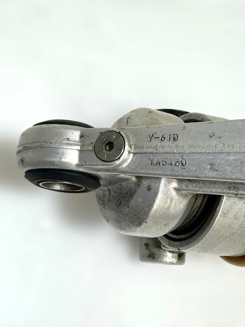 VMax 2WEオーリンズOHLINS YA513 リアサスペンション