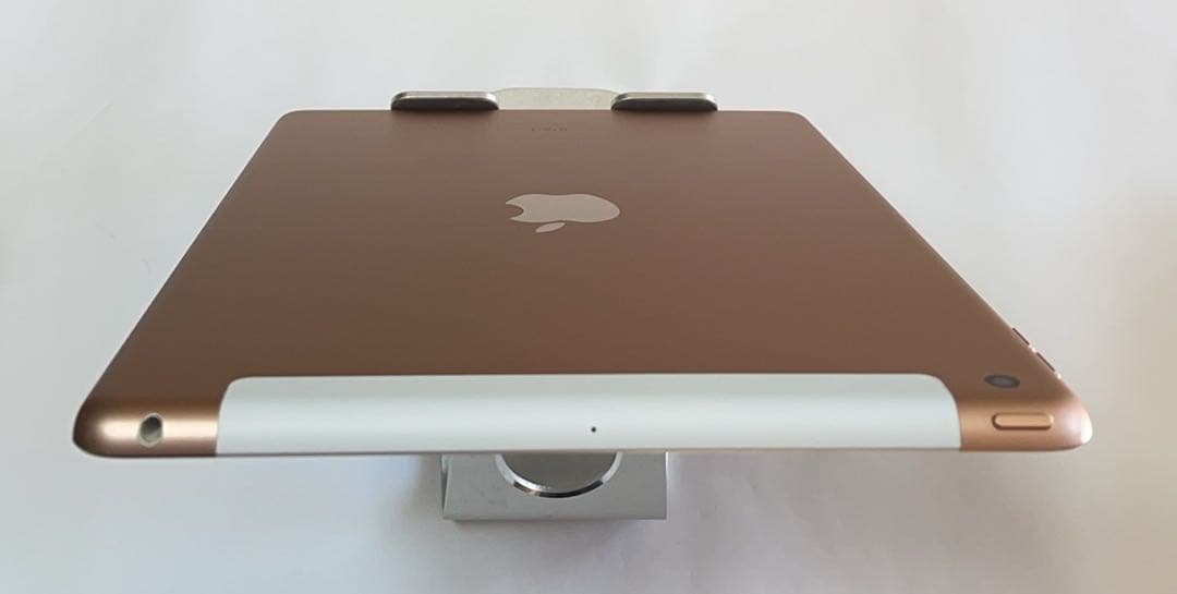 iPad 7世代 WiFi + Cellular 128GBゴルド