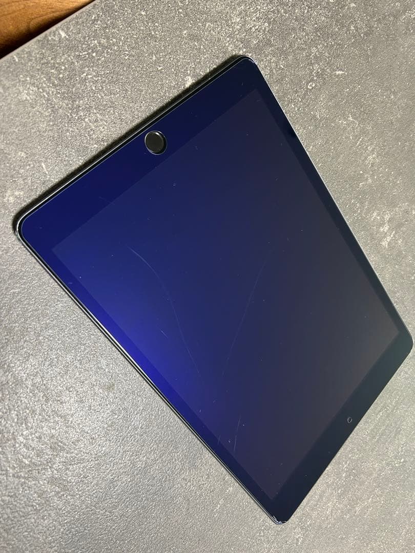 Apple iPad 9世代256GB スペースグレー