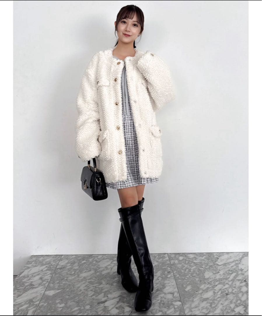 dazzlin（ダズリン）ボアフレンチブルゾン／オフホワイト