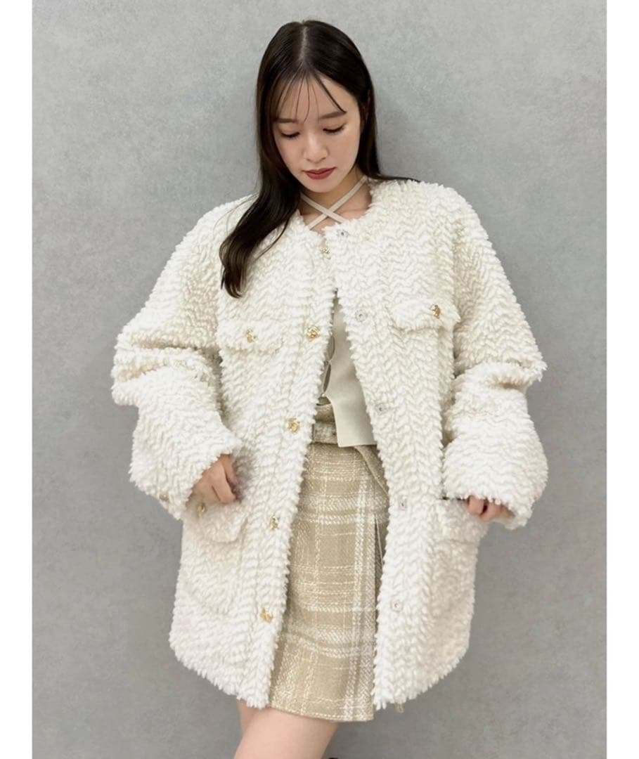 dazzlin（ダズリン）ボアフレンチブルゾン／オフホワイト