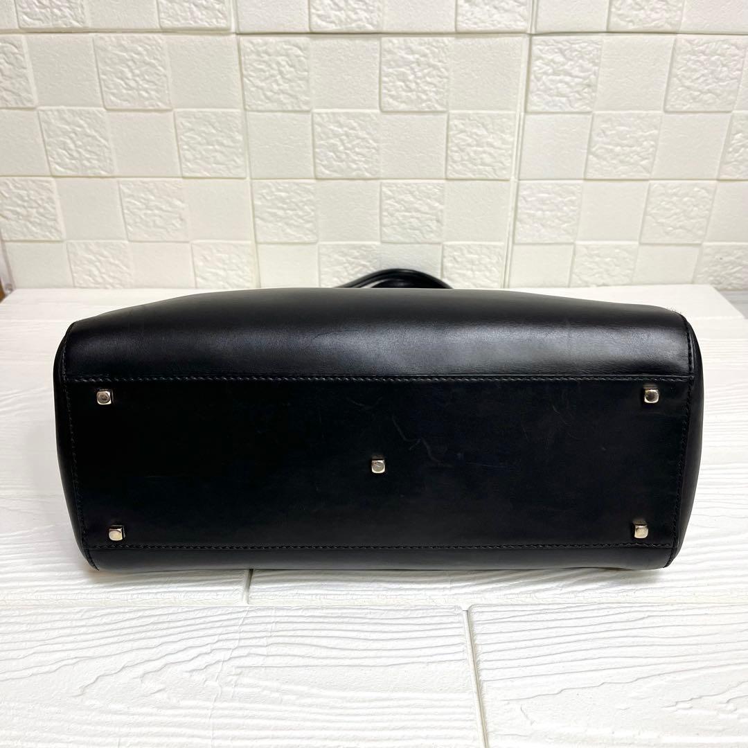 ✨極美品✨☘️フェラガモ☘️✨トートバッグ✨肩掛け✨ガンチーニ✨ゴールド金具✨