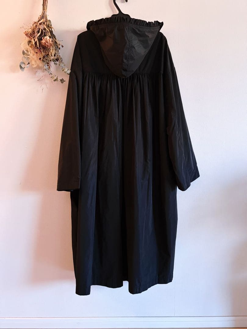 ジャケット・アウター Bilitis Hooded Frill Long Coat