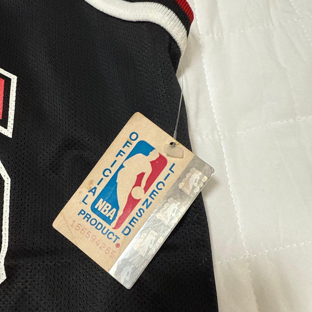 nba サイン入りユニフォーム　ロッドマン