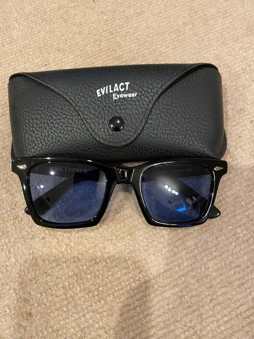 EVILACT Eyewear MUSTANG サングラス　 ブルーレンズ