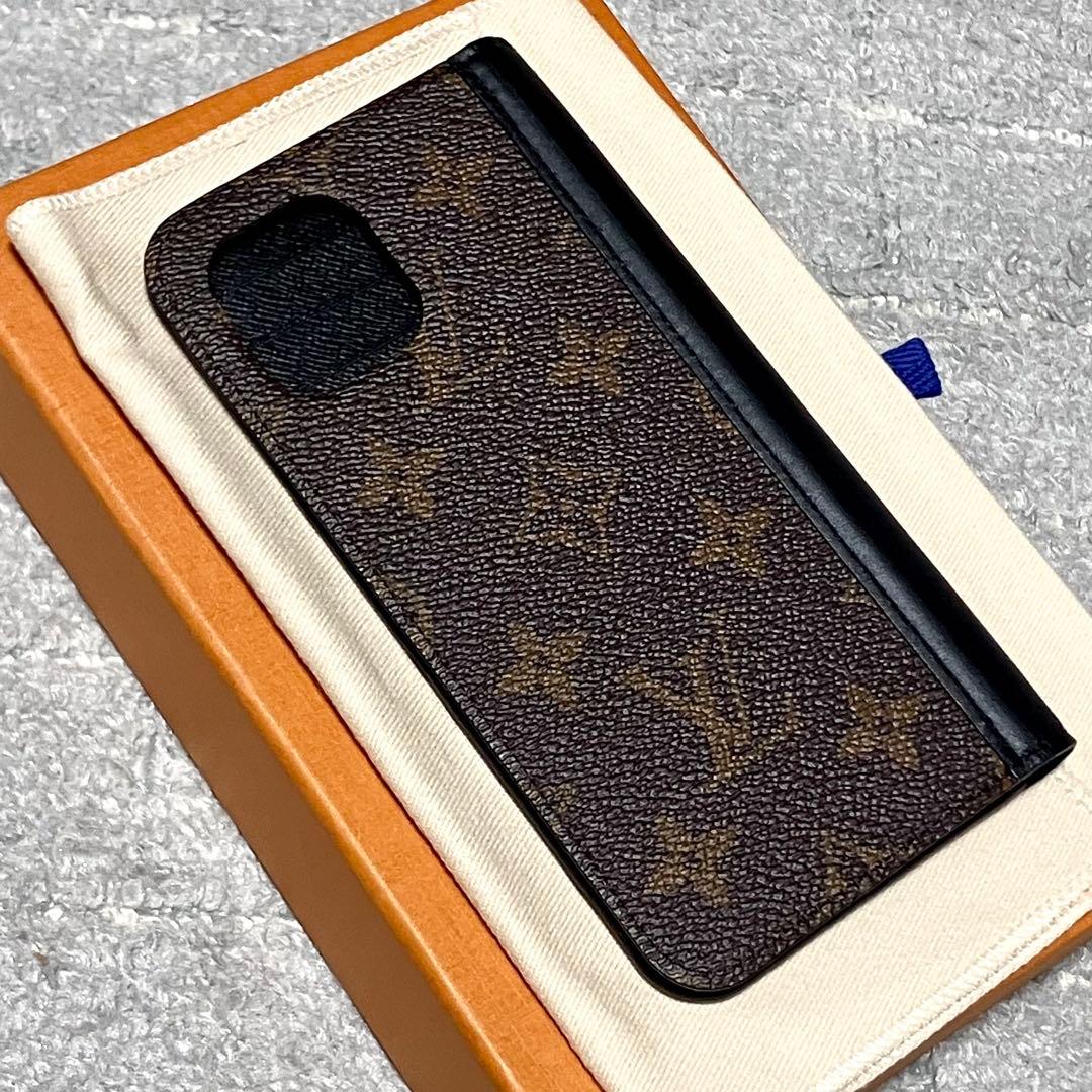 ルイヴィトン［iPhone11］フォリオ　スマホケース　モノグラム　付属品あり