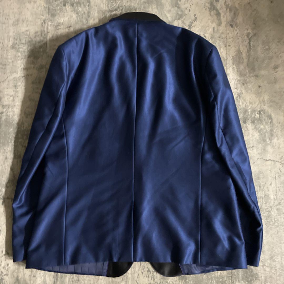 レアカラー ディープブルー スリーピース スーツ× VERSACEネクタイ